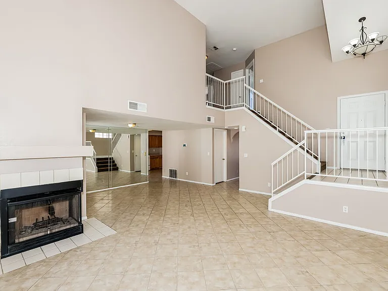 1605 Fig Palm Ct — Photo 7