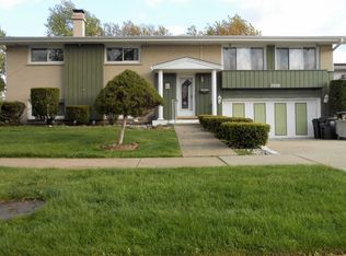 7909 Arcadia St, Morton Grove, IL 60053