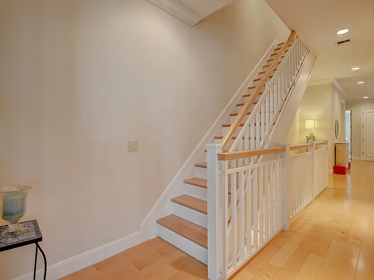 1120 Ocean Ter — Photo 33