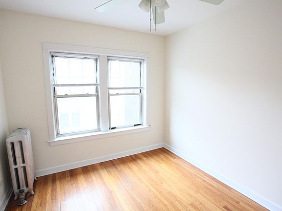 5th image of 1924 W Winona St #3CC