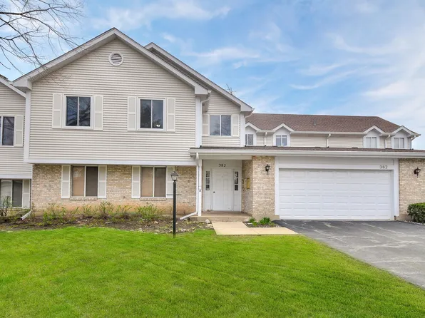 382 Springlake Ln APT C, Aurora, IL 60504