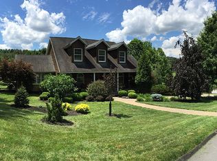 1505 Briarwood Rd, Bridgeport, WV 26330