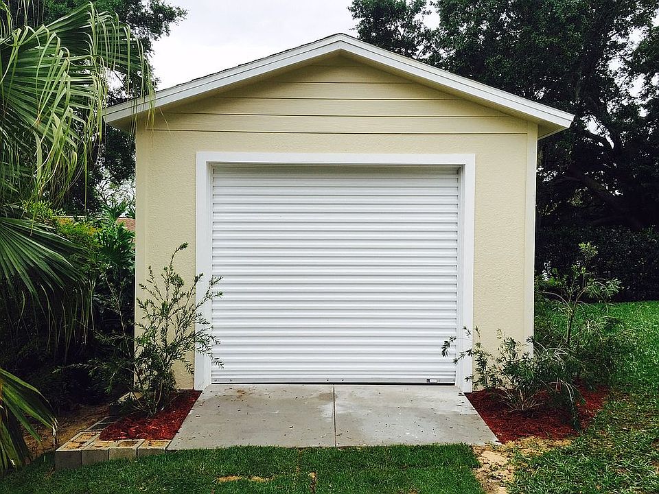 2nd image of 11324 Sweetwater Ct