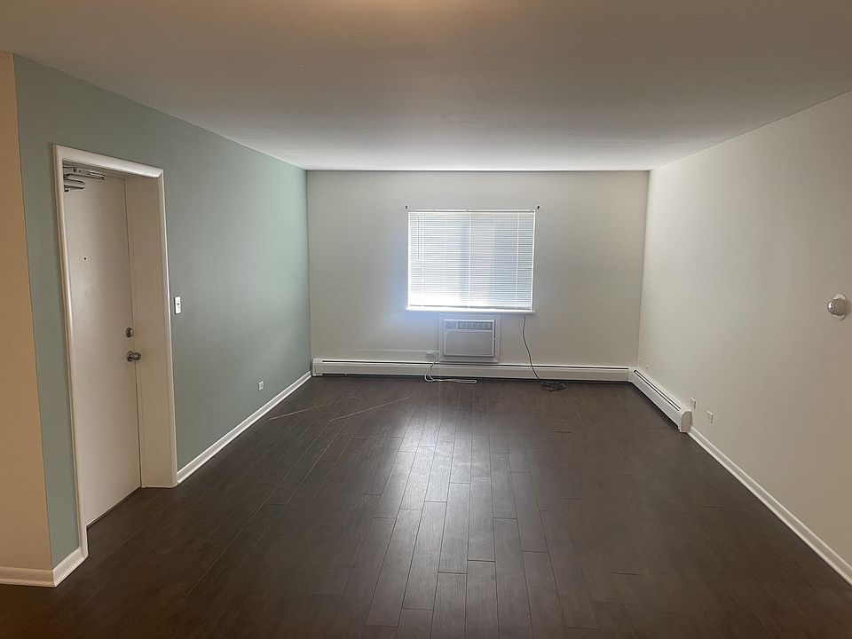 1st image of 372 Pierson St #C