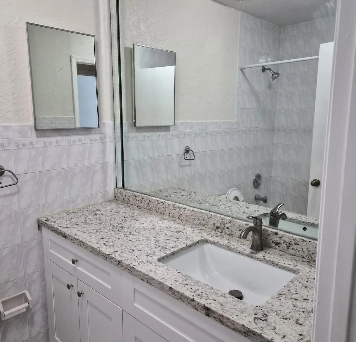 14316 SW 52nd St — Photo 3