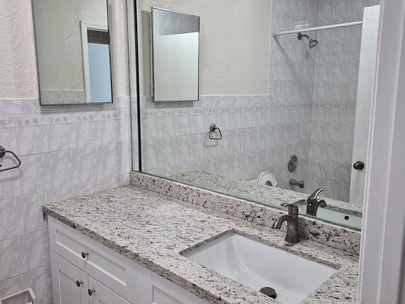 3rd image of 14316 SW 52nd St