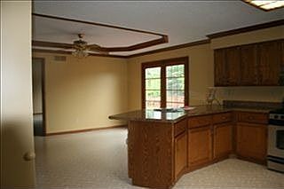 2nd image of 706 Kelley Dr
