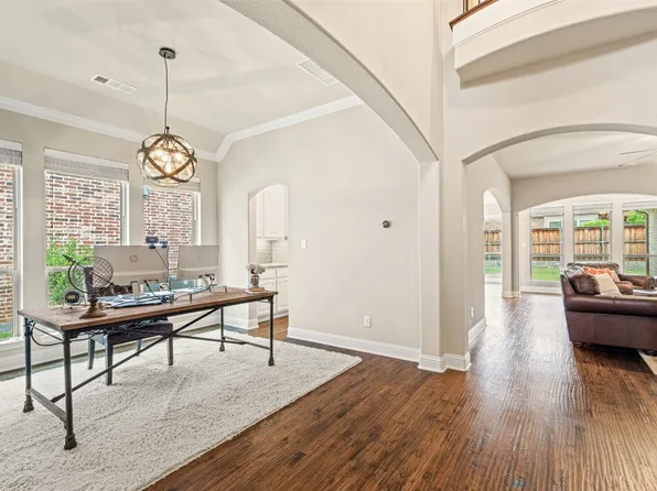 3037 Aberdeen Dr, The Colony, TX 75056