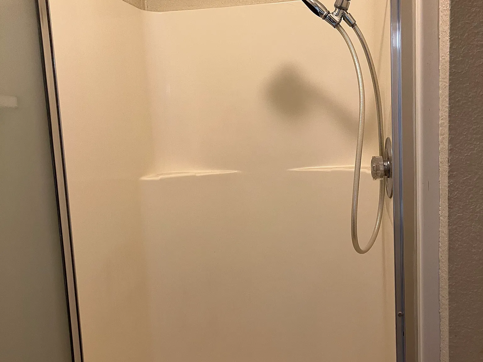 2 bed, 1064 sqft, $1,895 — Photo 4