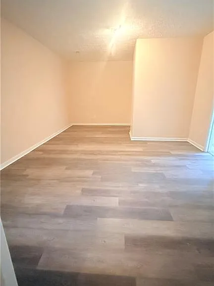1475 Brookdale Dr — Photo 18