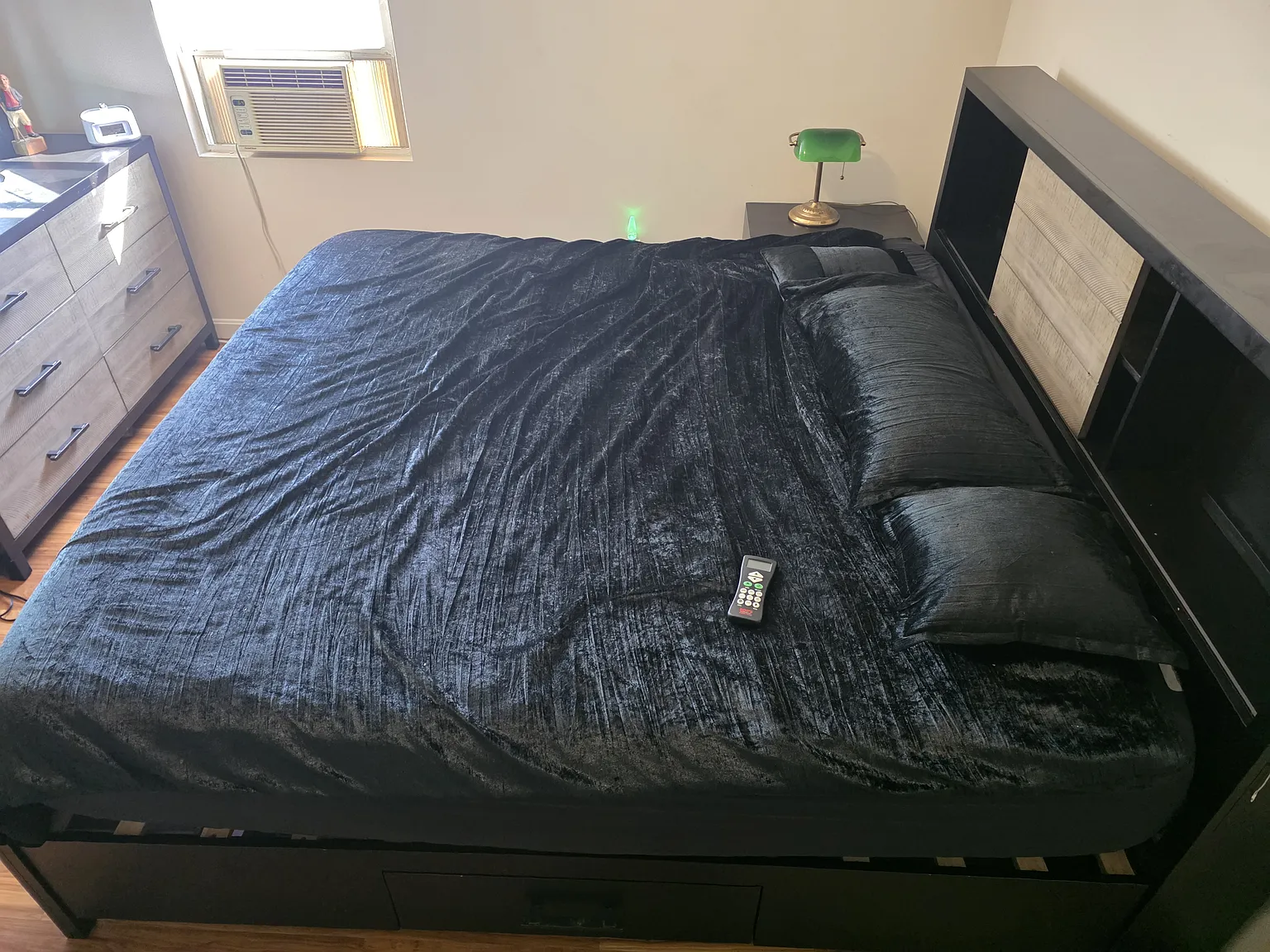 3 bed, 1878 sqft, $4,850 — Photo 3