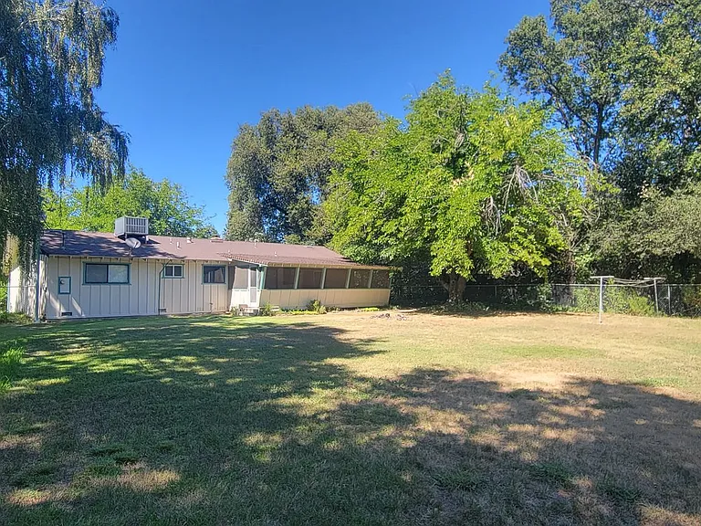 21855 Belmont Dr — Photo 21