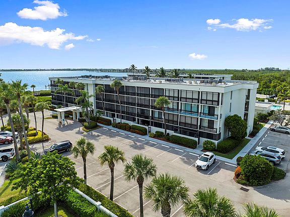 5th image of 3792 NE Ocean Blvd S #104