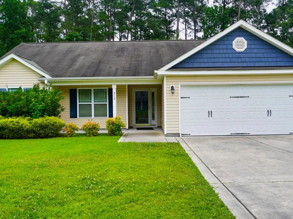 212 Garden Folly Ln, Richlands, NC 28574