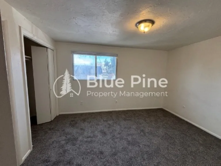 337 E 15th St #3 — Photo 8