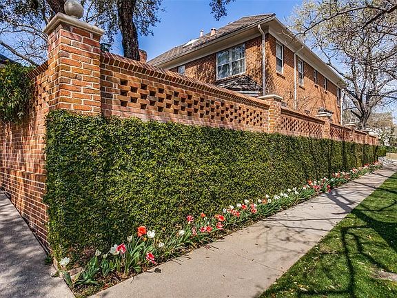 4th image of 4401 Livingston Ave