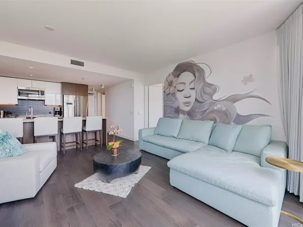 1001 Queen St #2812, Honolulu, HI 96814