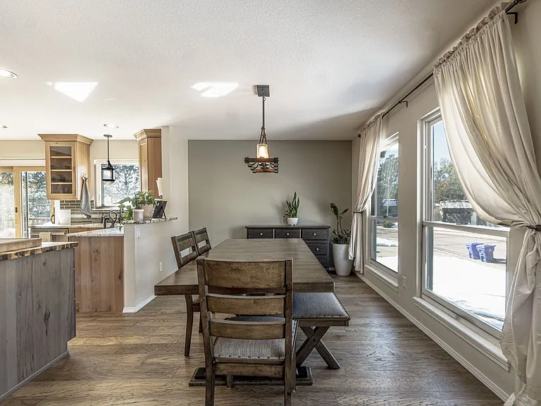 3295 W Parade Cir — Photo 11