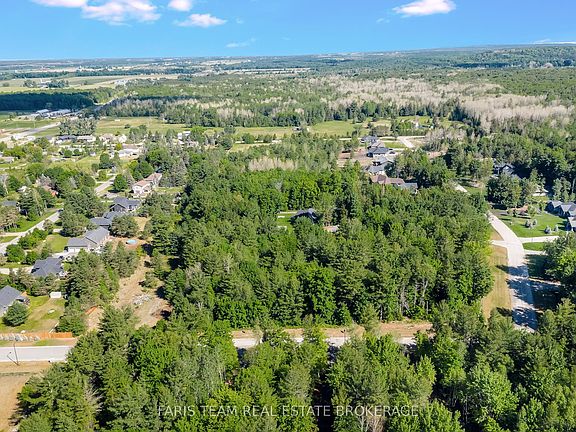 3rd image of 37 Marni Ln