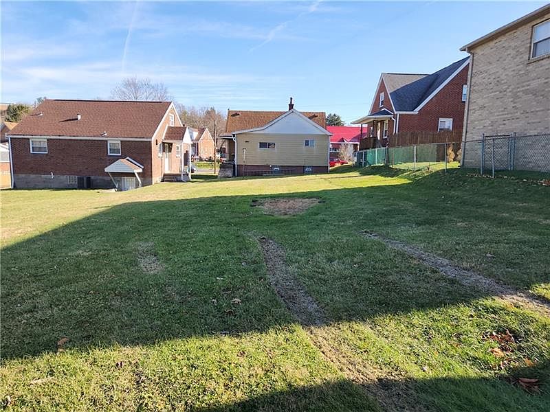 135 Wylie Ave, Strabane, PA 15363 Zillow