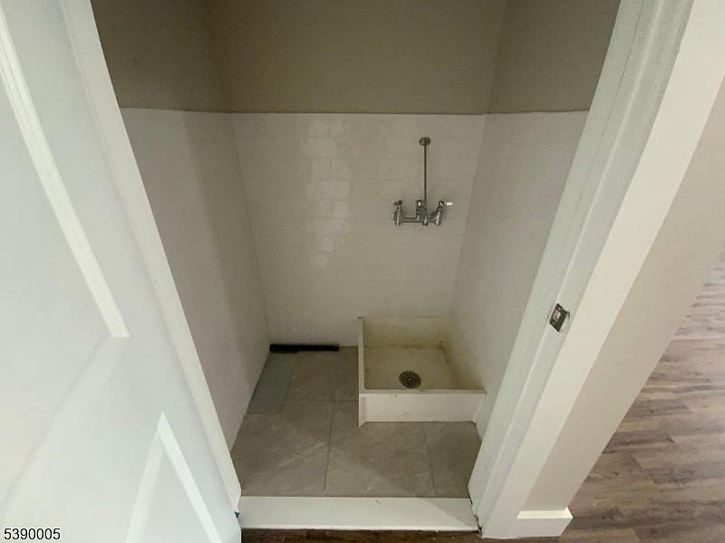 2nd image of 120 Elm St