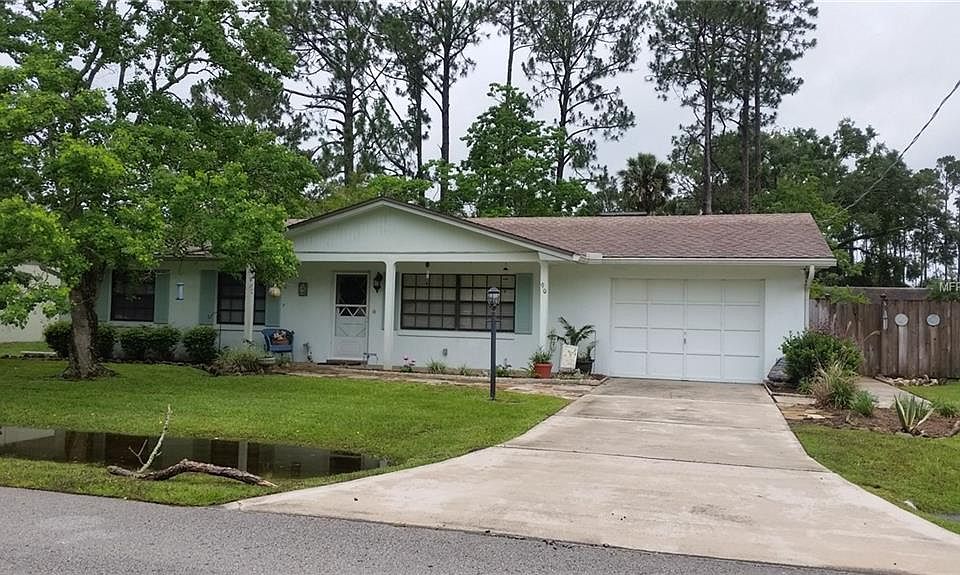 1st image of 90 Berkshire Ln