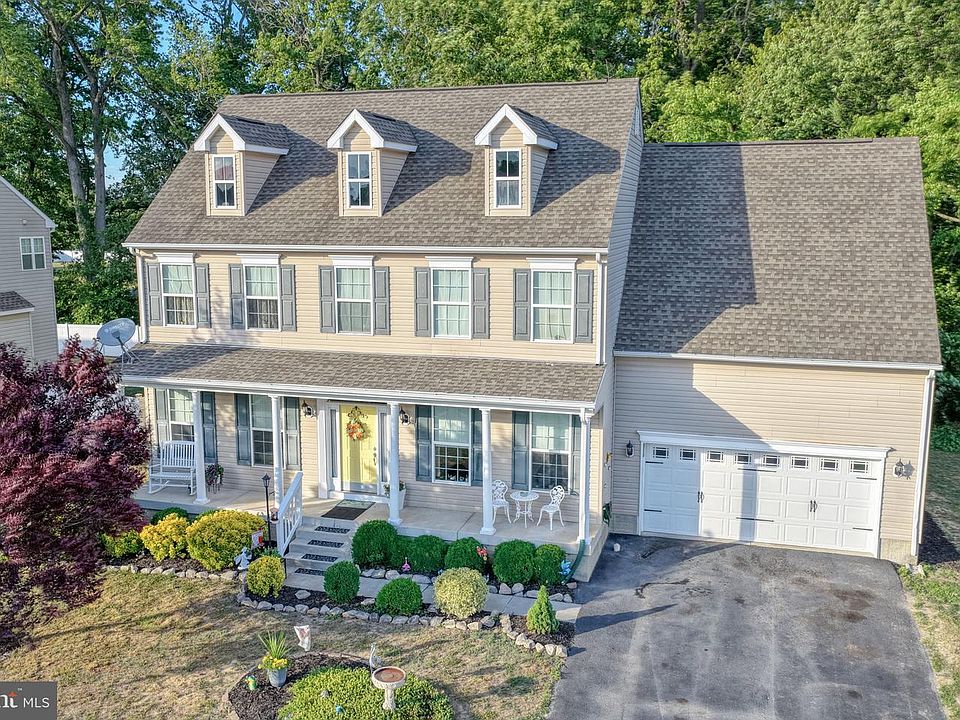 1st image of 710 Olde Field Dr