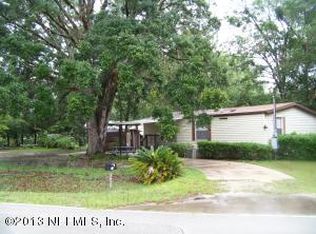 586 Palmetto Bluff Rd, Palatka, FL 32177