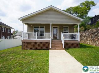731 1st St, Palmerton, PA 18071