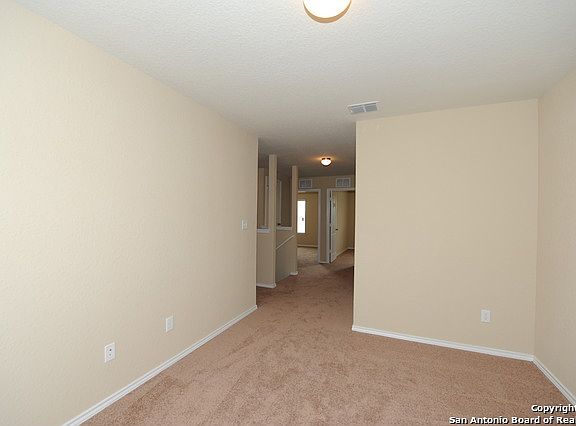 5th image of 3815 Hickory Arch