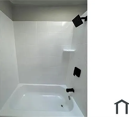 710 N Edgewood St — Photo 11
