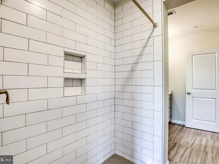 210 E Boscawen St #200 — Photo 13
