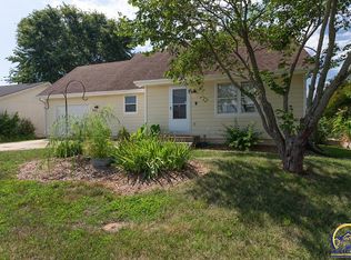 900 E Front St, Perry, KS 66073