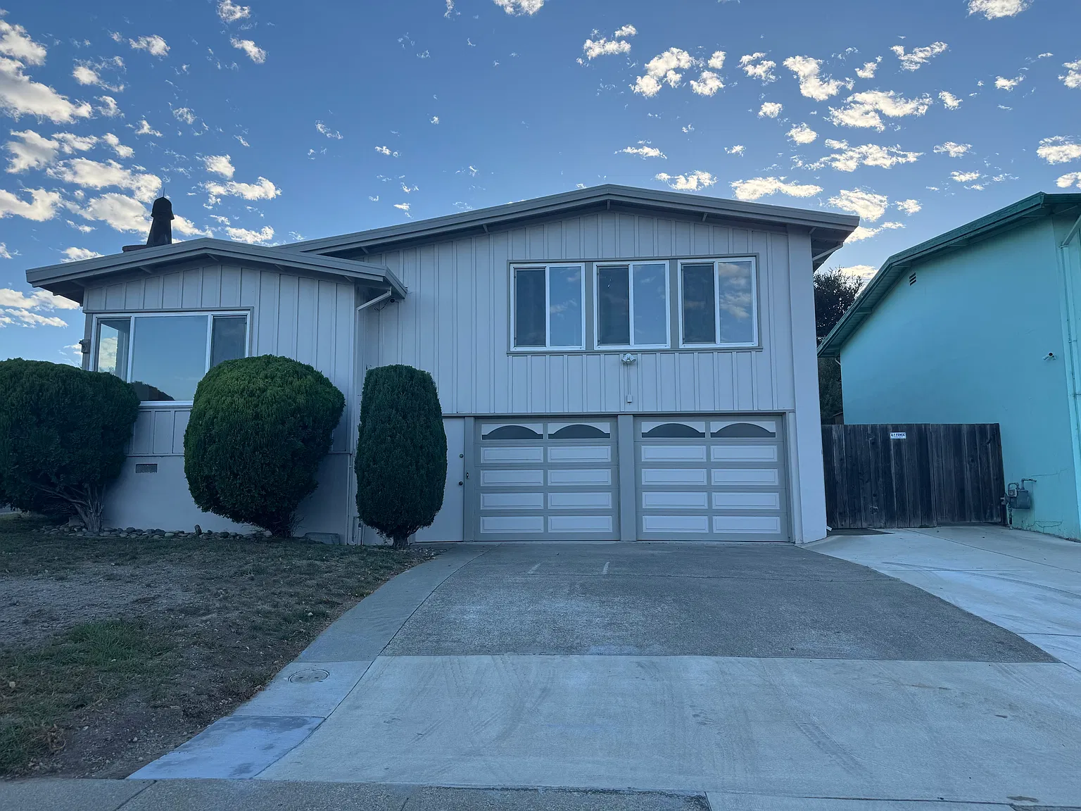 3 bed, 1210 sqft, $6,000 — Photo 1