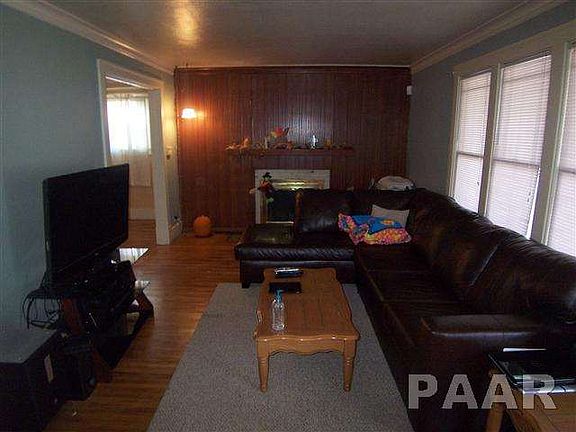 3rd image of 724 W Virginia Ave