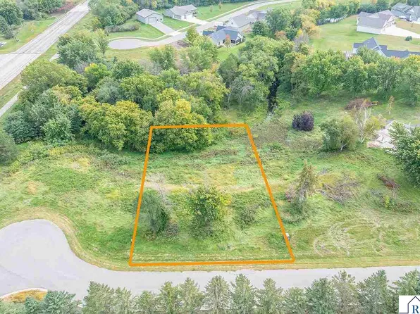 309 Double Eagle Dr, Mankato, MN 56001