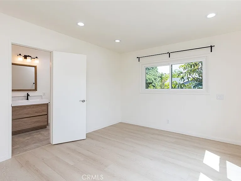 3511 Paraiso Way — Photo 29