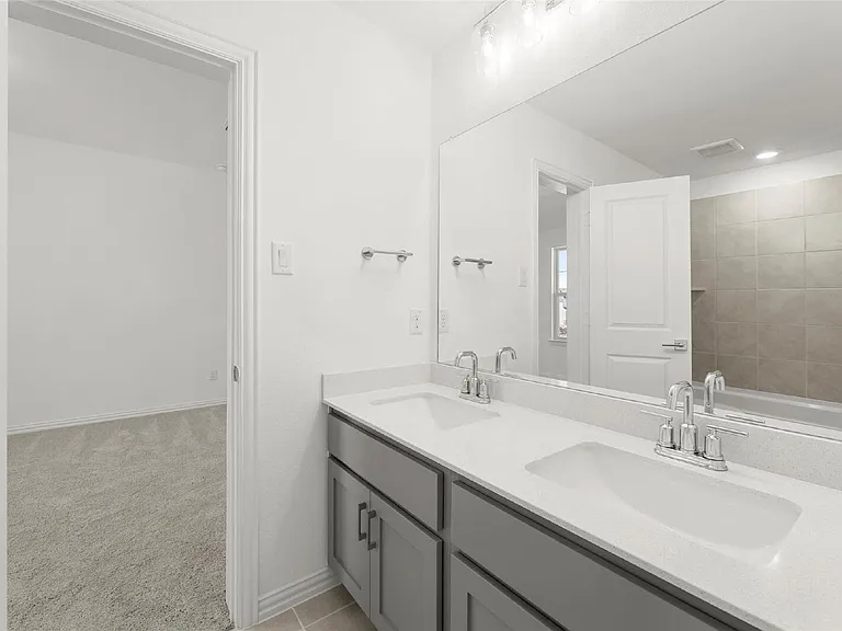2109 Hibiscus Ln — Photo 23