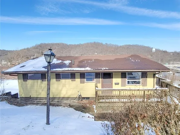612 Whitely St, Bridgeport, OH 43912