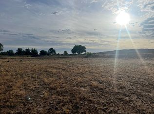 37 Sand Hill Rd, Los Lunas, NM 87031