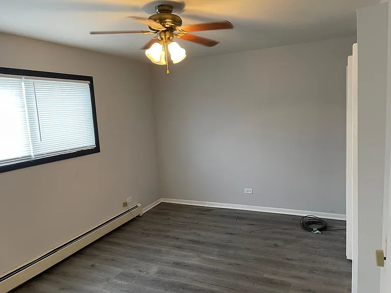671 Jeffery Ave #2S — Photo 4