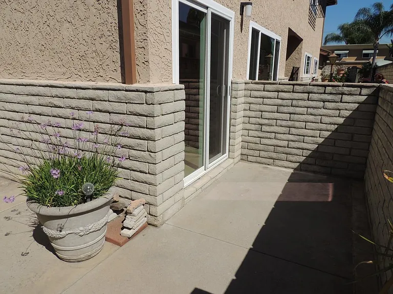 321 Gladys Ave #2 — Photo 7