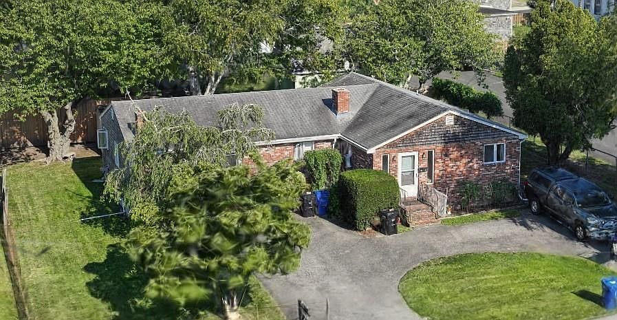 1st image of 23 Butler St