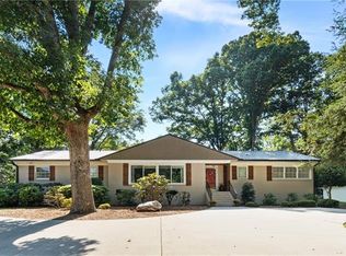 1031 15th Ave NW, Hickory, NC 28601