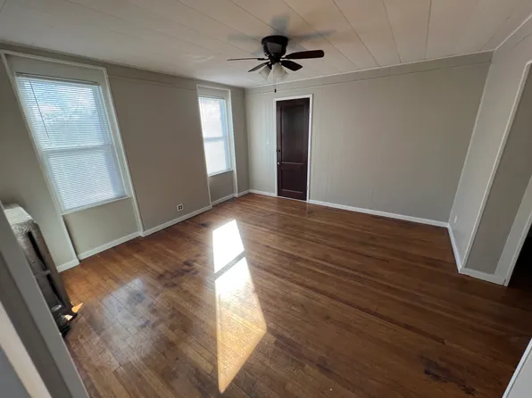 571 Jefferson St Unit 1, Dubuque, IA 52001