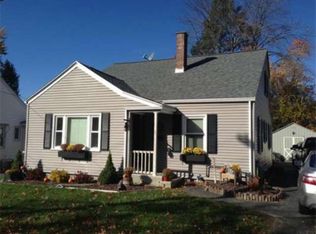 392 Plumtree Rd, Springfield, MA 01118