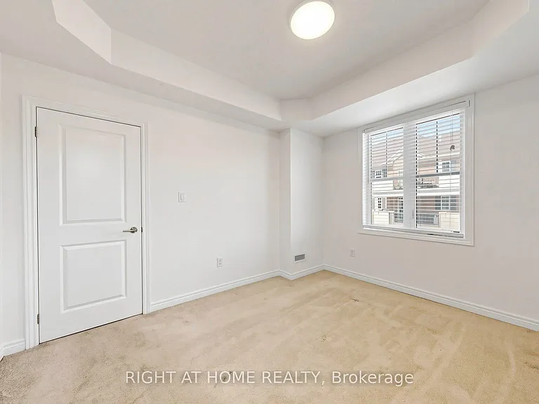 2333 Sawgrass Dr #205 — Photo 14
