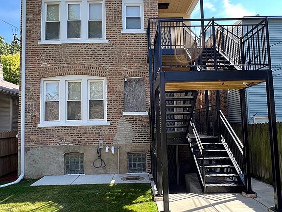 3rd image of 6540 S Rockwell St #1