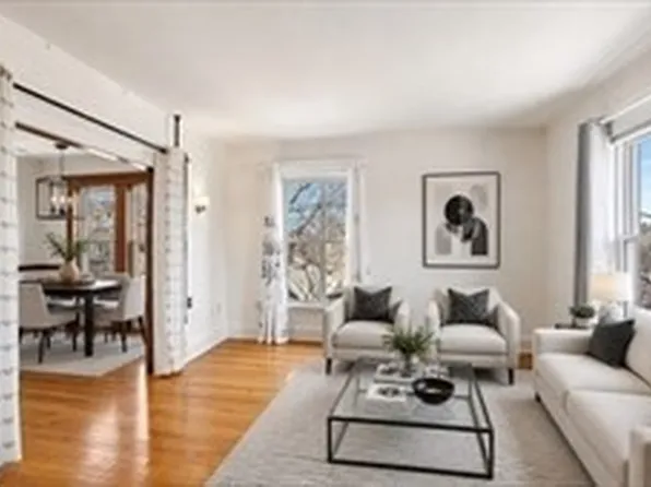 123 White St, Belmont, MA 02478
