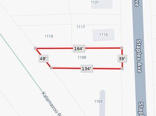 1109 Staples Ave, Kalamazoo, MI 49007